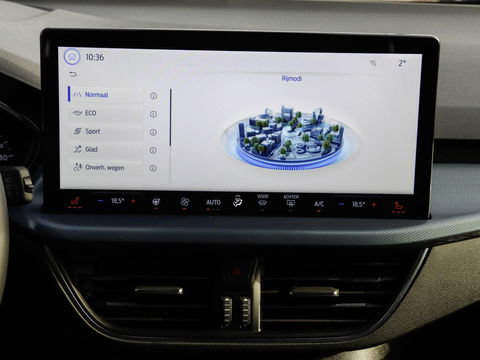 Ford Focus Active 1.0 EcoBoost Hybrid Titanium Style Automaat