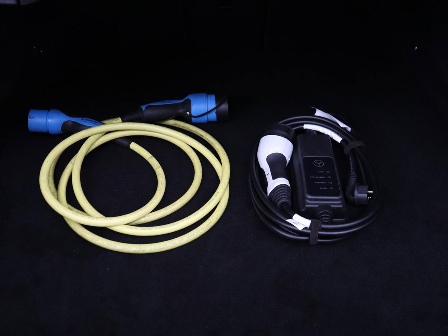 Mercedes-Benz CLA-Klasse 250e AMG | SOH 98% | Stoelverwarming | Widescreen | Sfeerverlichting | Full LED | Park Assist | Camera | Navigatie | Half leder | PHEV | Plug In