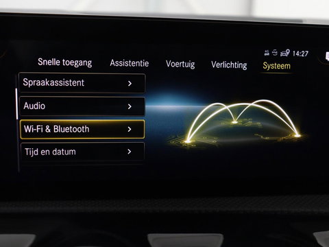Mercedes-Benz CLA-Klasse 250e AMG | SOH 98% | Stoelverwarming | Widescreen | Sfeerverlichting | Full LED | Park Assist | Camera | Navigatie | Half leder | PHEV | Plug In