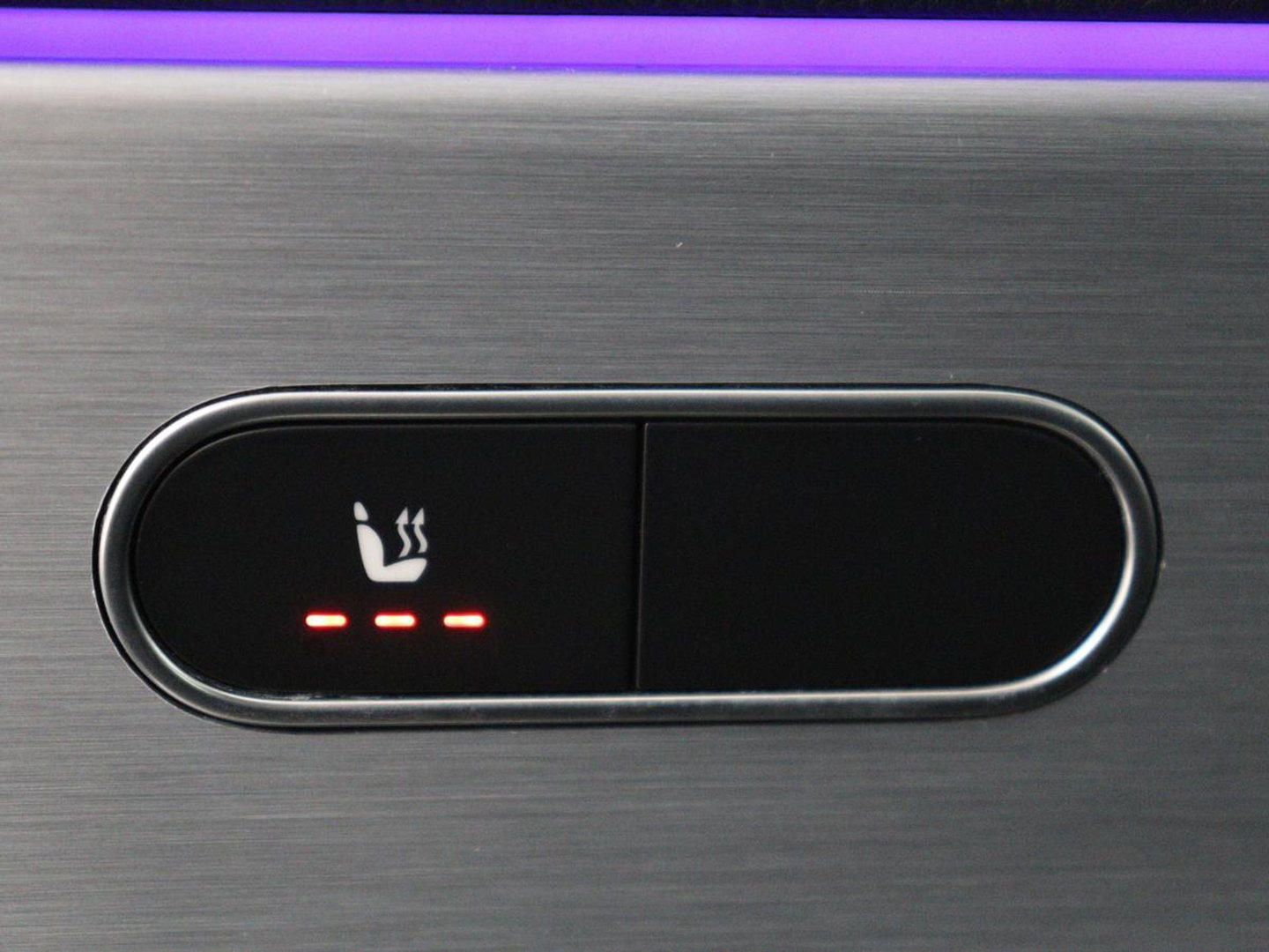 Mercedes-Benz CLA-Klasse 250e AMG | SOH 98% | Stoelverwarming | Widescreen | Sfeerverlichting | Full LED | Park Assist | Camera | Navigatie | Half leder | PHEV | Plug In