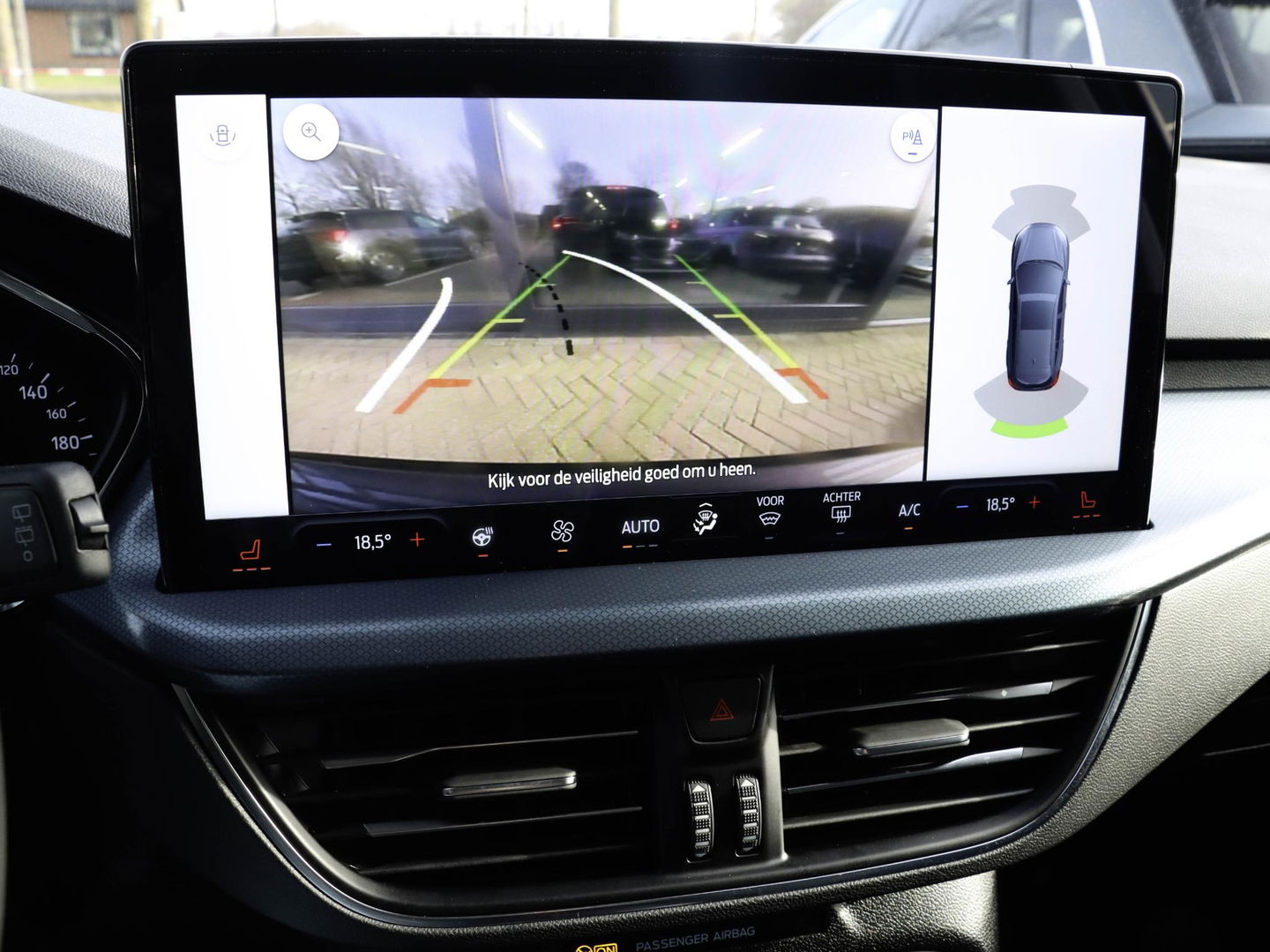 Ford Focus Active 1.0 EcoBoost Hybrid Titanium Style Automaat