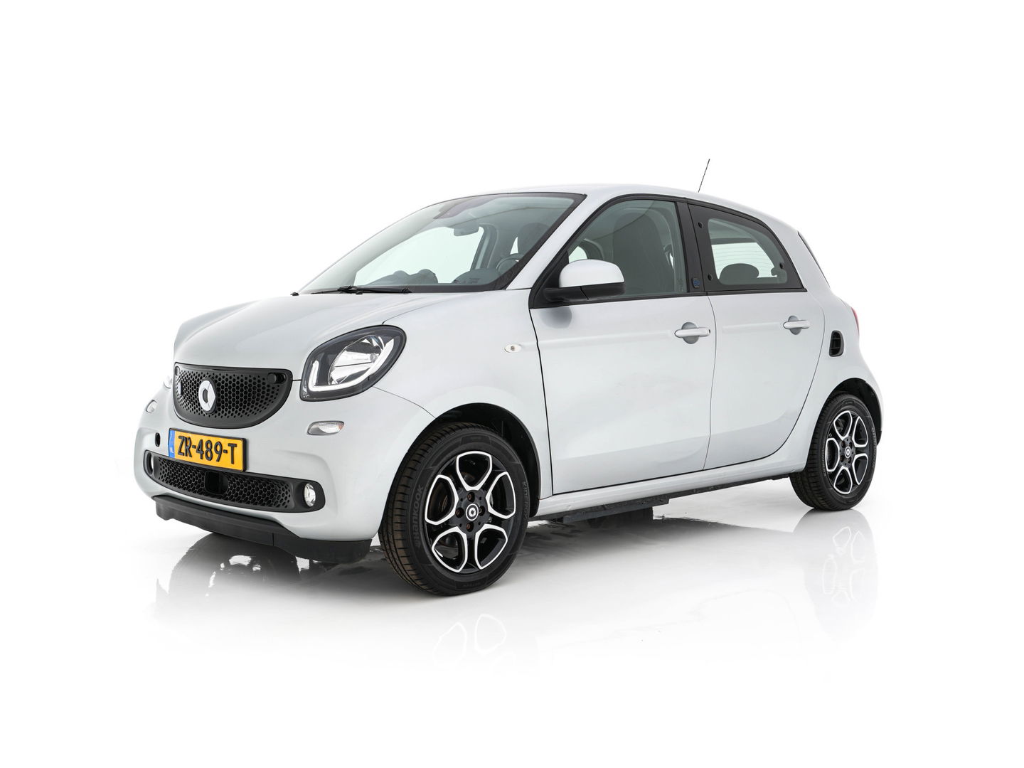 Smart Forfour EQ Business Solution {SOH-87%} (INCL-BTW) Aut. *NAVI-FULLMAP | LEATHER | ECC | CRUISE | HEATED-COMFORT-SEATS | 15"ALU*