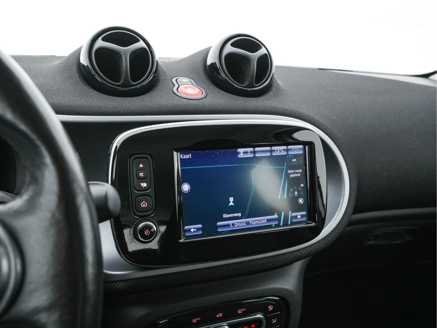 Smart Forfour EQ Business Solution {SOH-87%} (INCL-BTW) Aut. *NAVI-FULLMAP | LEATHER | ECC | CRUISE | HEATED-COMFORT-SEATS | 15"ALU*