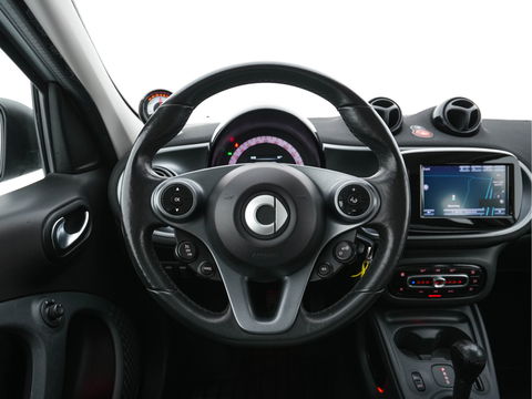 Smart Forfour EQ Business Solution {SOH-87%} (INCL-BTW) Aut. *NAVI-FULLMAP | LEATHER | ECC | CRUISE | HEATED-COMFORT-SEATS | 15"ALU*