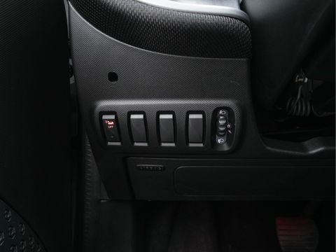 Smart Forfour EQ Business Solution {SOH-87%} (INCL-BTW) Aut. *NAVI-FULLMAP | LEATHER | ECC | CRUISE | HEATED-COMFORT-SEATS | 15"ALU*