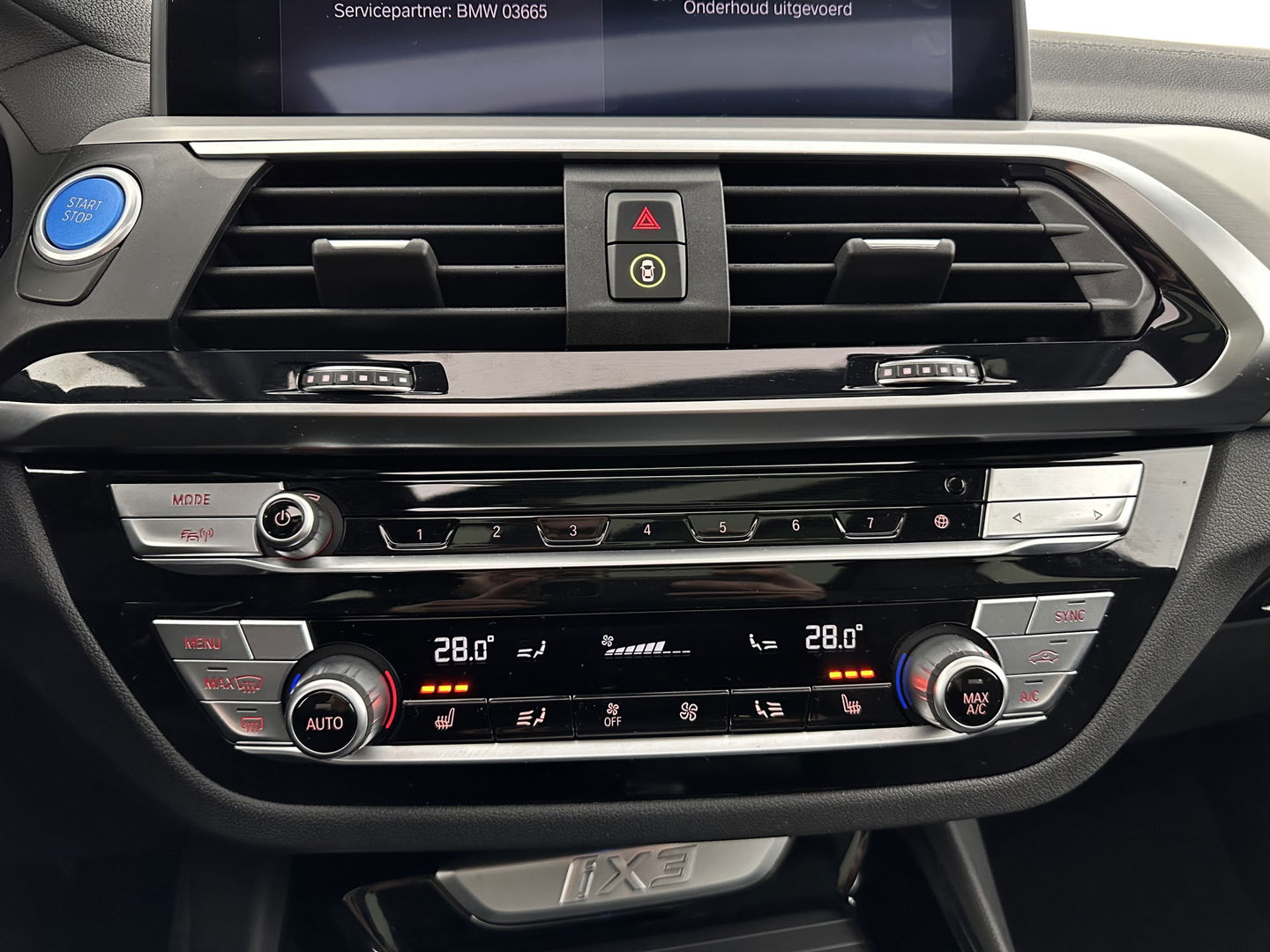 BMW iX3 High Executive 80 kWh [ 3-Fase-11kW ] {SOH-98%} (INCL-BTW) Aut. *PANO | LEATHER | HARMAN/KARDON | FULL-LED | BLINDSPOT | MEMORY-PACK | DIGI-COCKPIT | HEATED-SPORTSEATS | KEYLESS | TOPVIEW | DAB+ | NAVI-FULLMAP | HEAD-UP | PRIVACY-GLASS | .