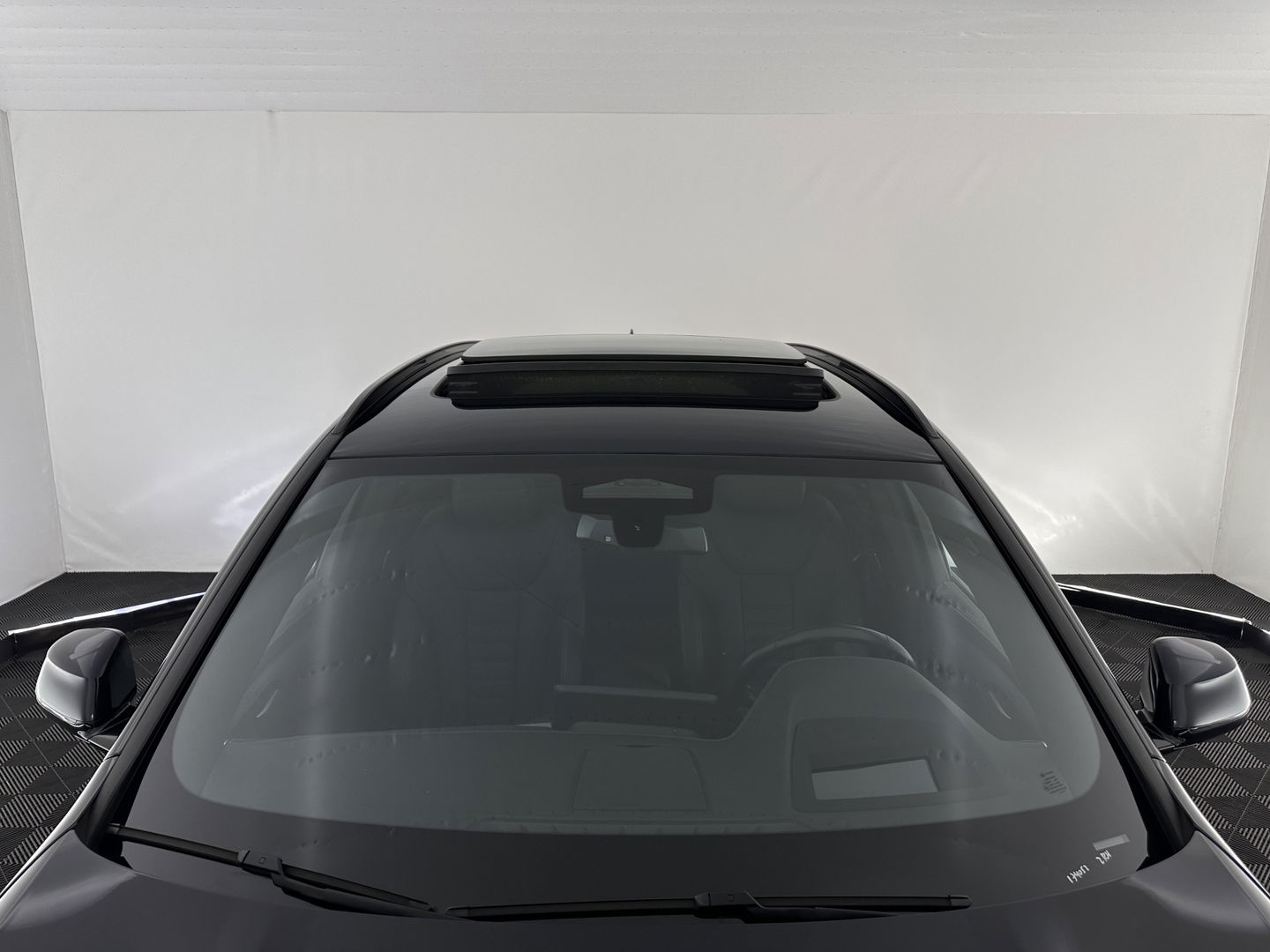 BMW iX3 High Executive 80 kWh [ 3-Fase-11kW ] {SOH-98%} (INCL-BTW) Aut. *PANO | LEATHER | HARMAN/KARDON | FULL-LED | BLINDSPOT | MEMORY-PACK | DIGI-COCKPIT | HEATED-SPORTSEATS | KEYLESS | TOPVIEW | DAB+ | NAVI-FULLMAP | HEAD-UP | PRIVACY-GLASS | .