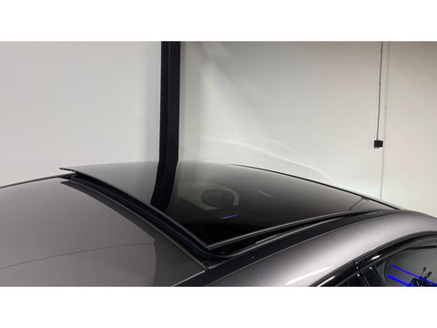 Mercedes-Benz A-Klasse 250 e Business Solution AMG PANO HUD CAM