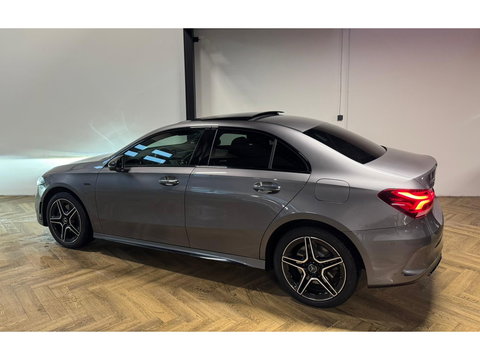 Mercedes-Benz A-Klasse 250 e Business Solution AMG PANO HUD CAM
