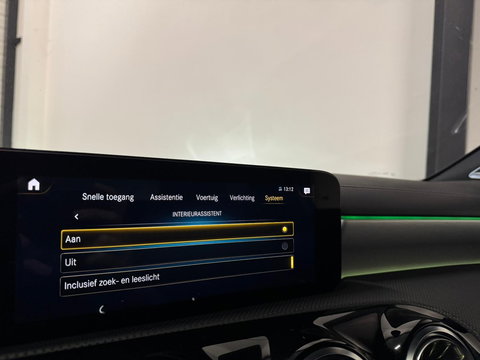 Mercedes-Benz A-Klasse 250 e Business Solution AMG PANO HUD CAM