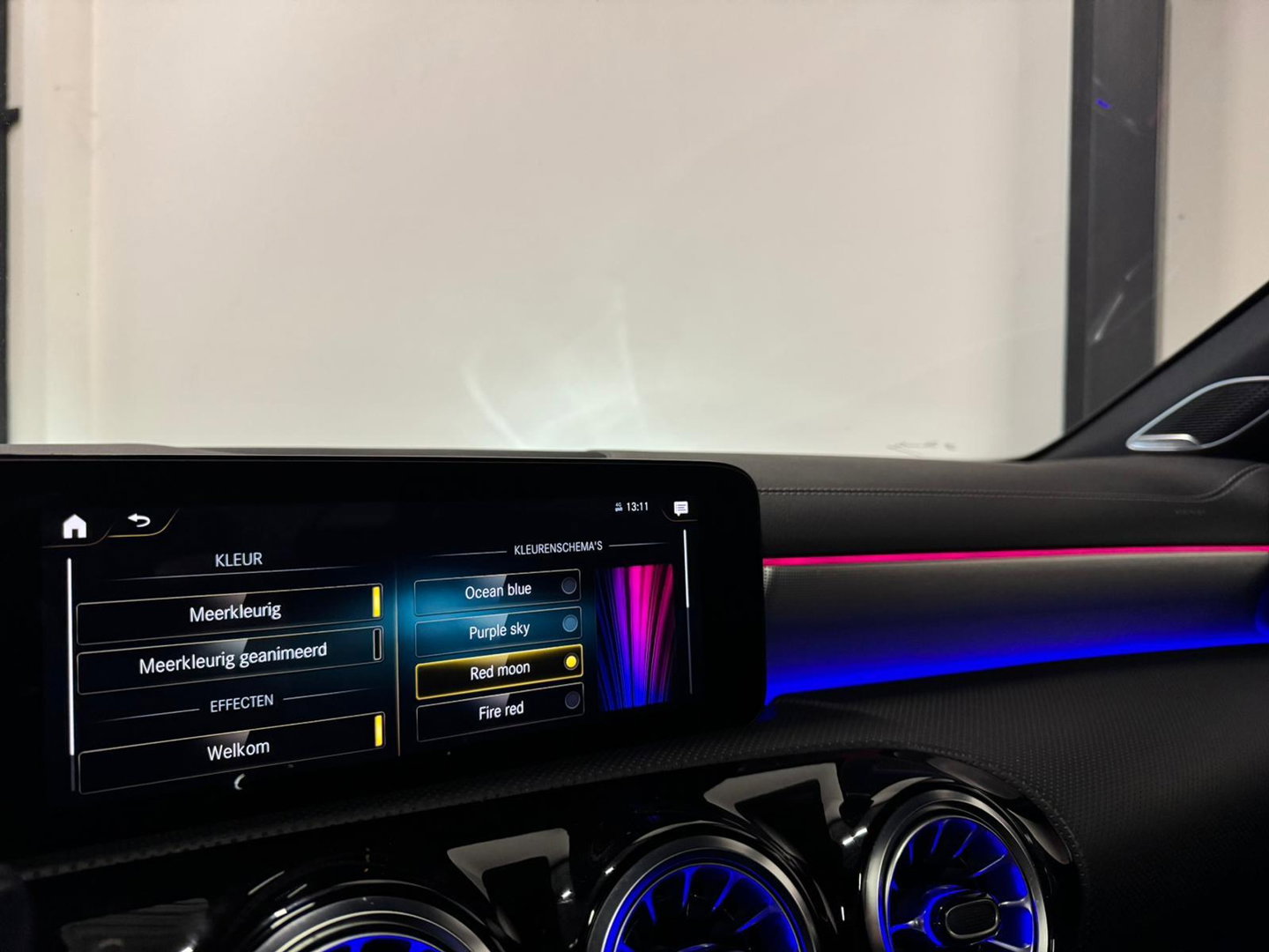 Mercedes-Benz A-Klasse 250 e Business Solution AMG PANO HUD CAM