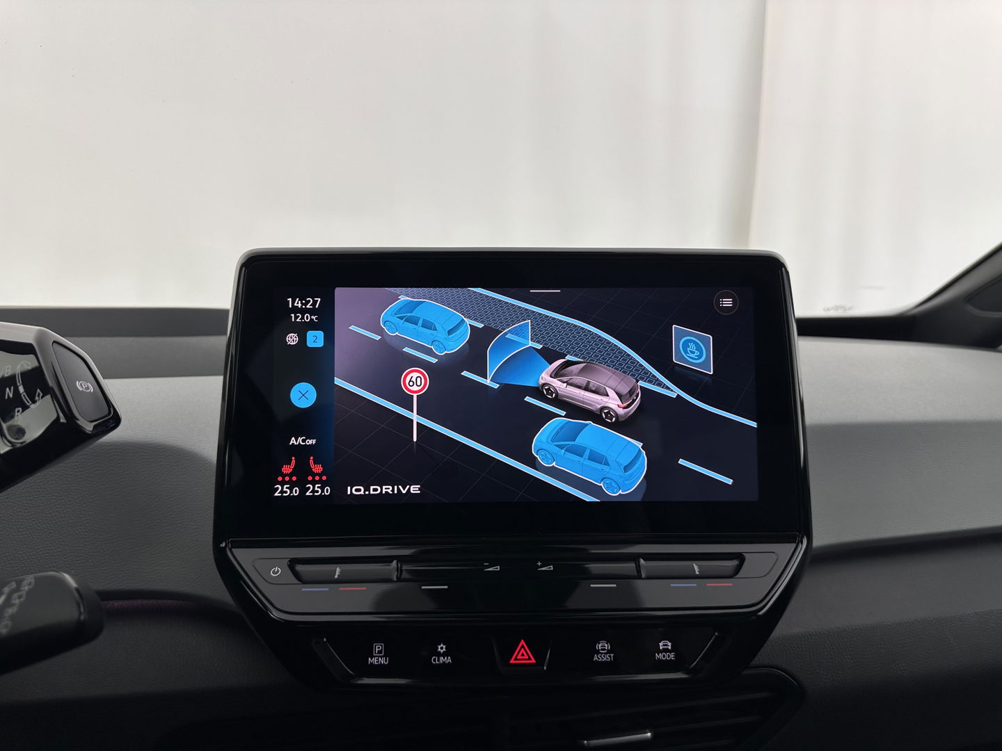 Volkswagen ID.3 First Max 58 kWh [ 3-Fase-11kW ] {SOH-87%} (INCL-BTW) *HEATPUMP | PANO | HEAD-UP | ADAPTIVE-CRUISE | IQ-LIGHTS | BLINDSPOT | CAMERA | KEYLESS | MICROFIBRE | AMBIENTLIGHT | NAVI-FULLMAP | DAB+ | ECC | HEATED-SPORTSEATS | DIGI-COCKPIT |