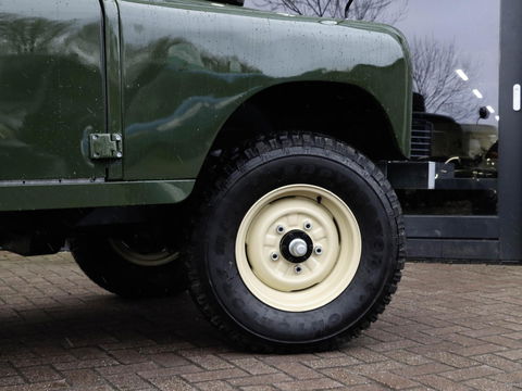 Land Rover 88 Series III Santana | Sofftop | Compl. gerestaureerd | Oldtimer | BTW verrekenbaar!