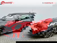 MINI Cooper - 2.0 John Cooper Works 232PK JCW Pack Head-Up Display | Adaptive Cruise | Adaptief Onderstel | Stuur/Stoelverwarming | Comfort Access | Achteruitrijcamera