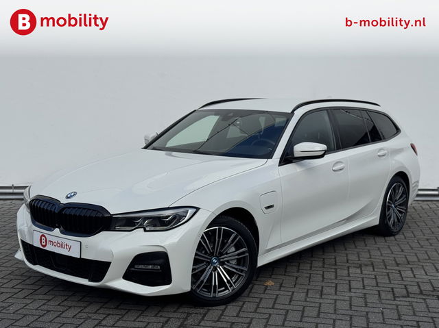 BMW 3 Serie - Touring 330e High Executive M-Sport Laserlicht Elek. Stoelen Adaptive Cruise Control | Head Up | 360 Camera | Hifi | DAB
