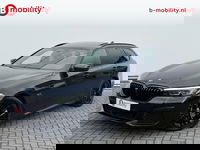 BMW 5 Serie - Touring 530e High Executive M-Sport Trekhaak 1700kg | Panoramadak | Adaptive Cruise Control | Head-Up | DAB