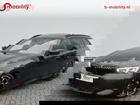 BMW 3 Serie - Touring 330i High Executive M-Sport Panoramadak Head-Up | Achtruitrijcamera | Hifi | DAB | Apple CarPlay | Leer