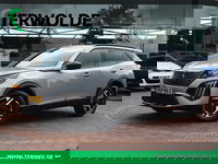 Peugeot 2008 - 1.2 Hybrid 136 Allure | Navigatie | Adapt. Cruise | Parkeercamera's |