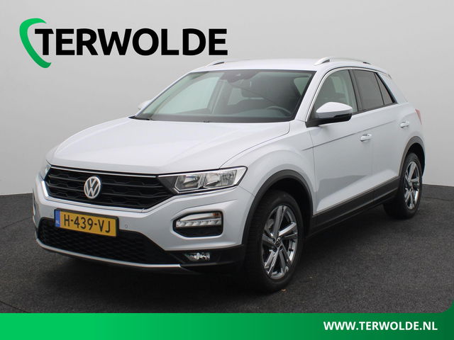 Volkswagen T-Roc - 1.0 TSI Style Business | Trekhaak | Navigatie | Climate Control |