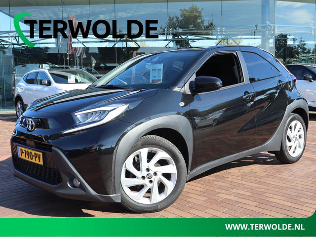 Toyota Aygo - X 1.0 VVT-i S-CVT first | AUTOMAAT | Parkeercamera | Climate Control |
