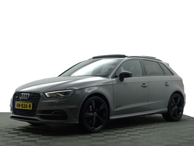 Audi A3 - Sportback 1.4 e-tron S Competition Aut- RS Interieur, Panoramadak, Sfeerverlichting, Xenon Led, Keyless, Standkachel