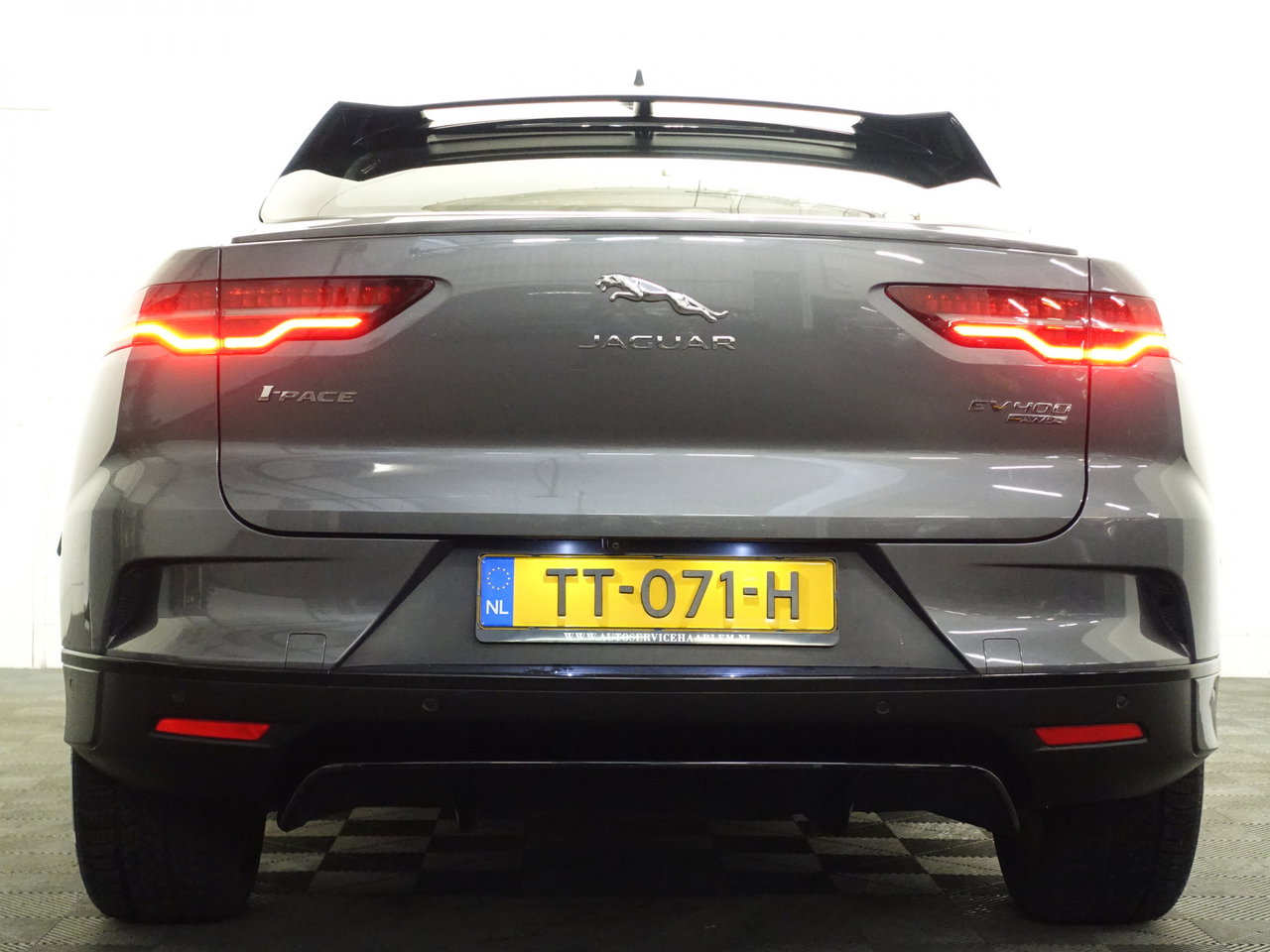 Jaguar I-PACE