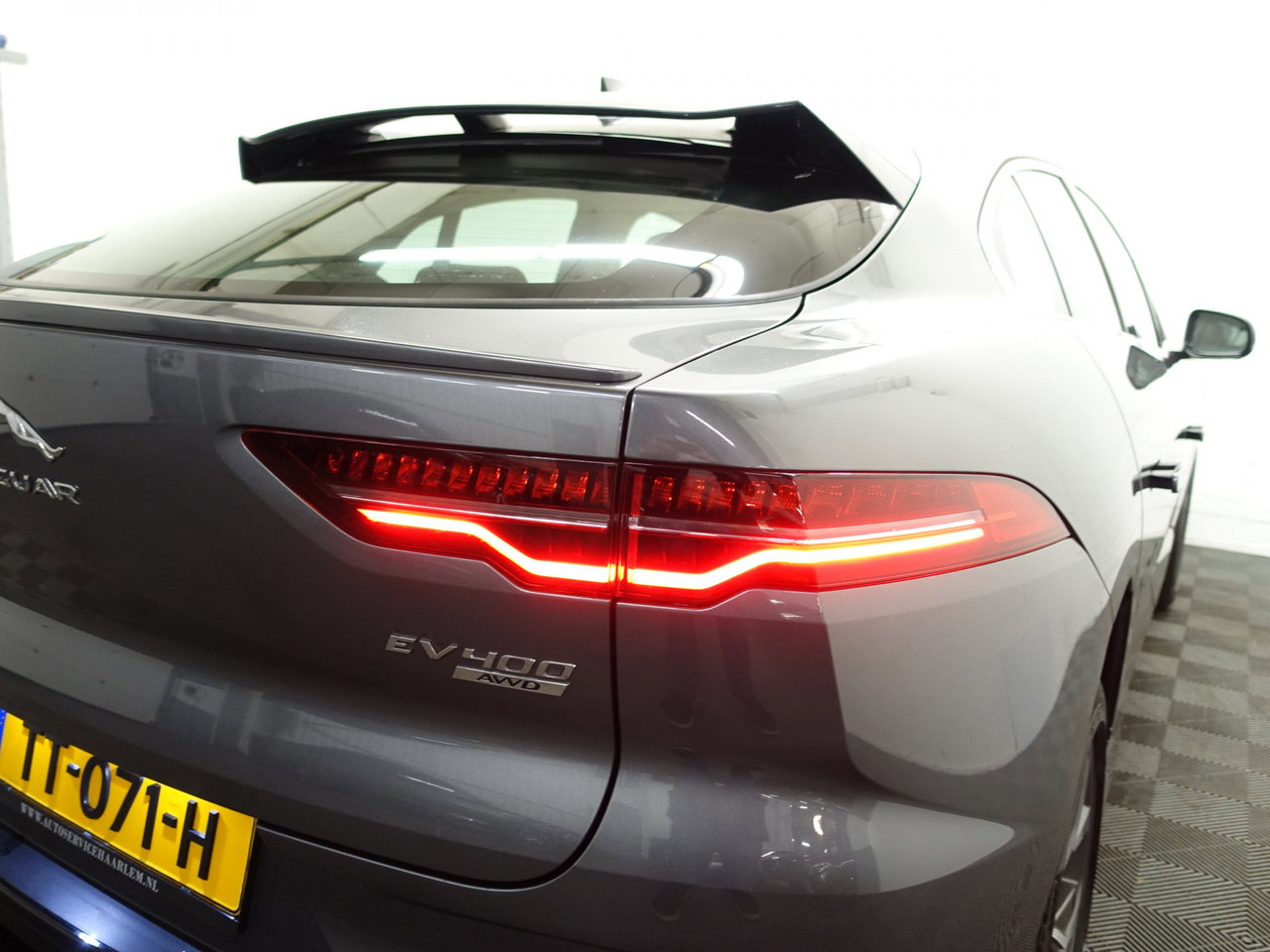 Jaguar I-PACE