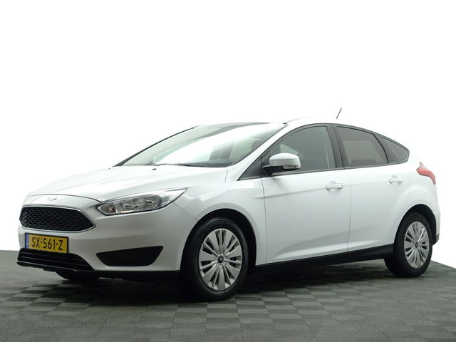 Ford Focus - 1.0 Trend- 60dkm, Privacy Glass, Clima, Comfort Interieur, Dealer onderhouden, MF Stuur
