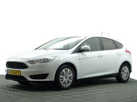 Ford Focus - 1.0 Trend- 60dkm, Privacy Glass, Clima, Comfort Interieur, Dealer onderhouden, MF Stuur