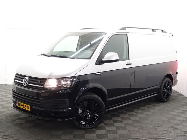 Volkswagen Transporter - 2.0 TDI Euro 6 L1 R-Line+ Two-Tone, Luxury Leder, Clima, Cruise, Grijs kenteken