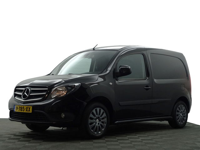 Mercedes-Benz Citan - 109 CDI BlueEFFICIENCY Ambition- Navigatie, Sidebars, Park Assist, Cruise, Clima