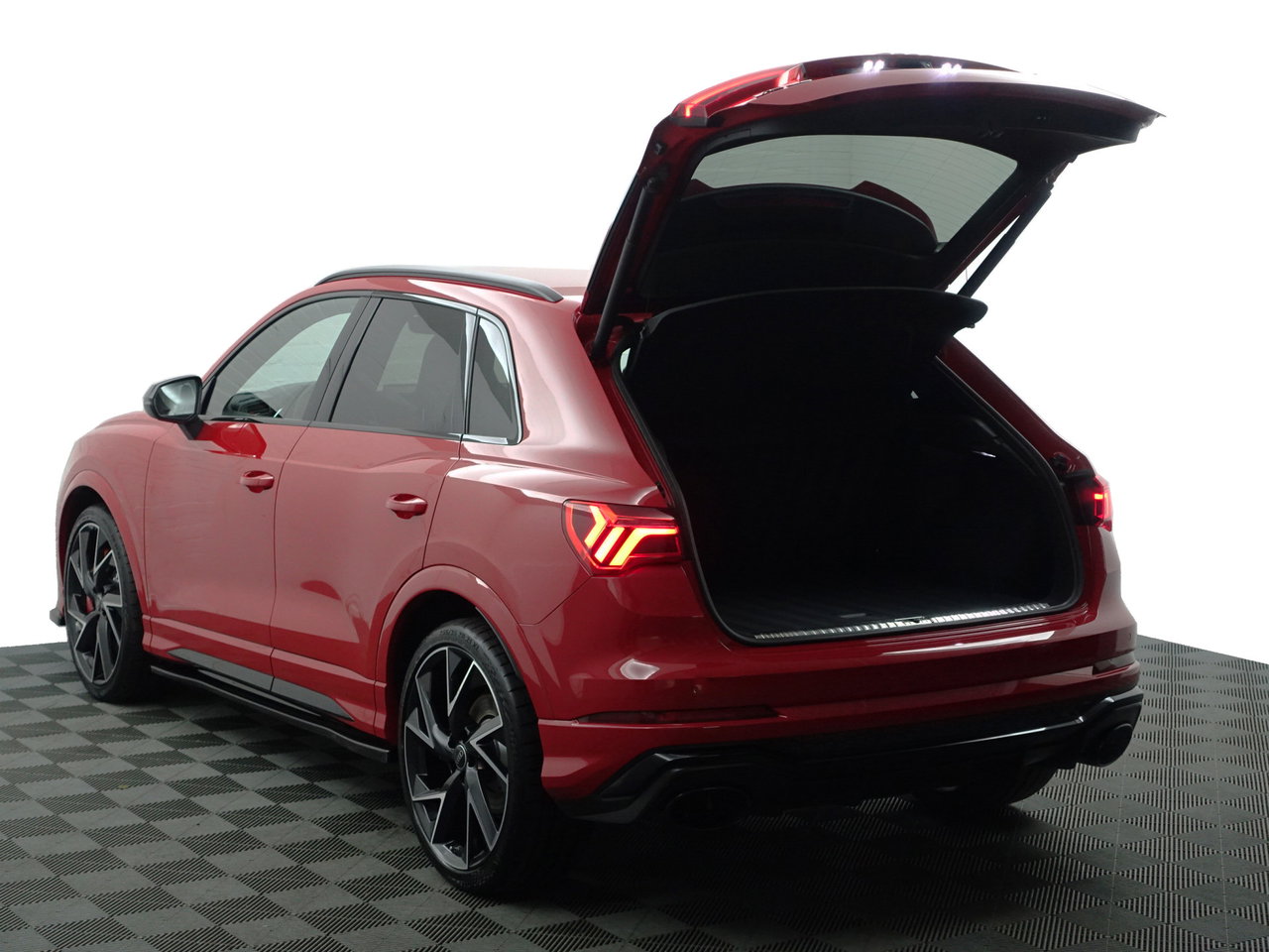 Audi RSQ3
