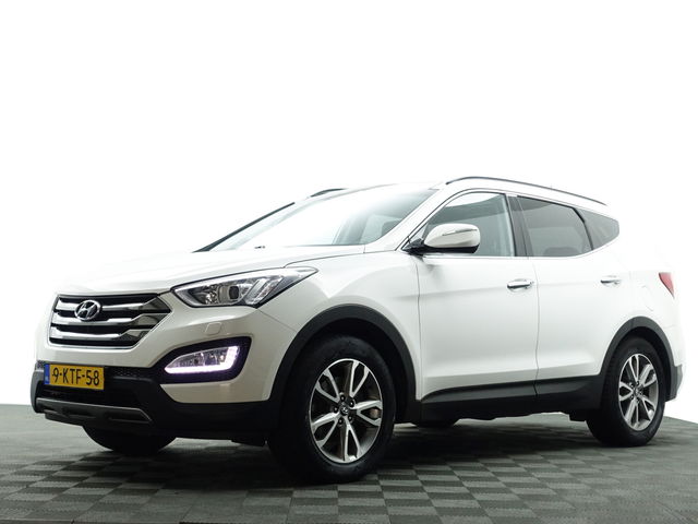 Hyundai Santa Fe - 2.4i GDI Business Edition Panoramadak, Park Assist, Xenon Led, Stoelverwarming, Leder Interieur