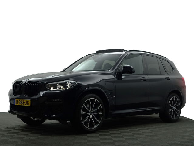BMW X3 - xDrive30e eDrive M Sport Shadowline Aut- Panoramadak, Sfeerverlichting, Carplay, Android Auto, Standkachel