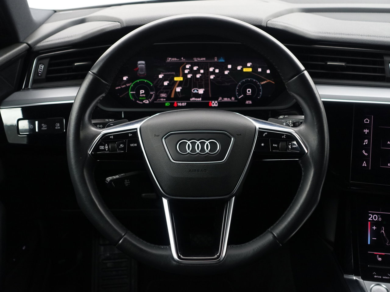 Audi e-tron