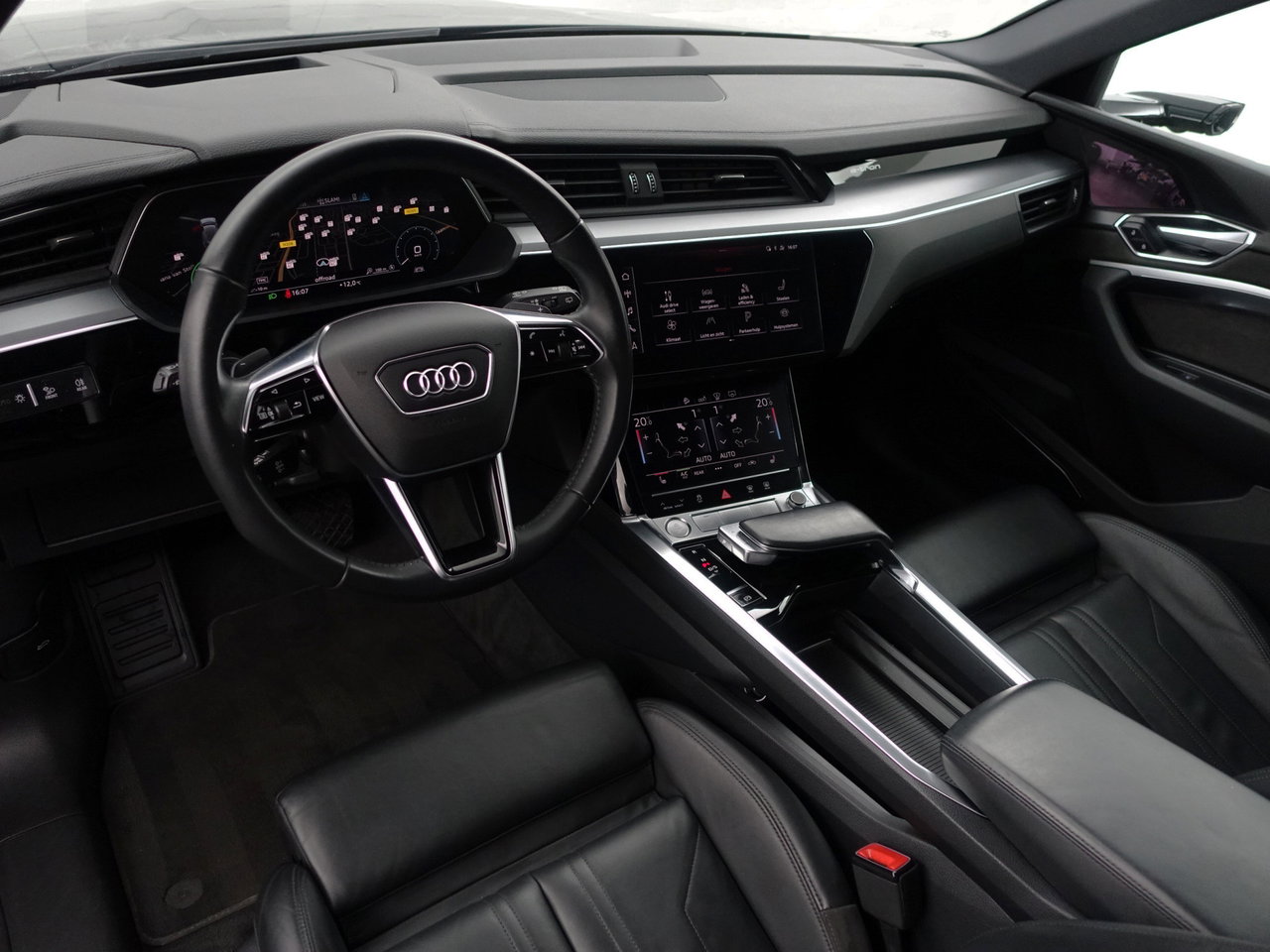 Audi e-tron