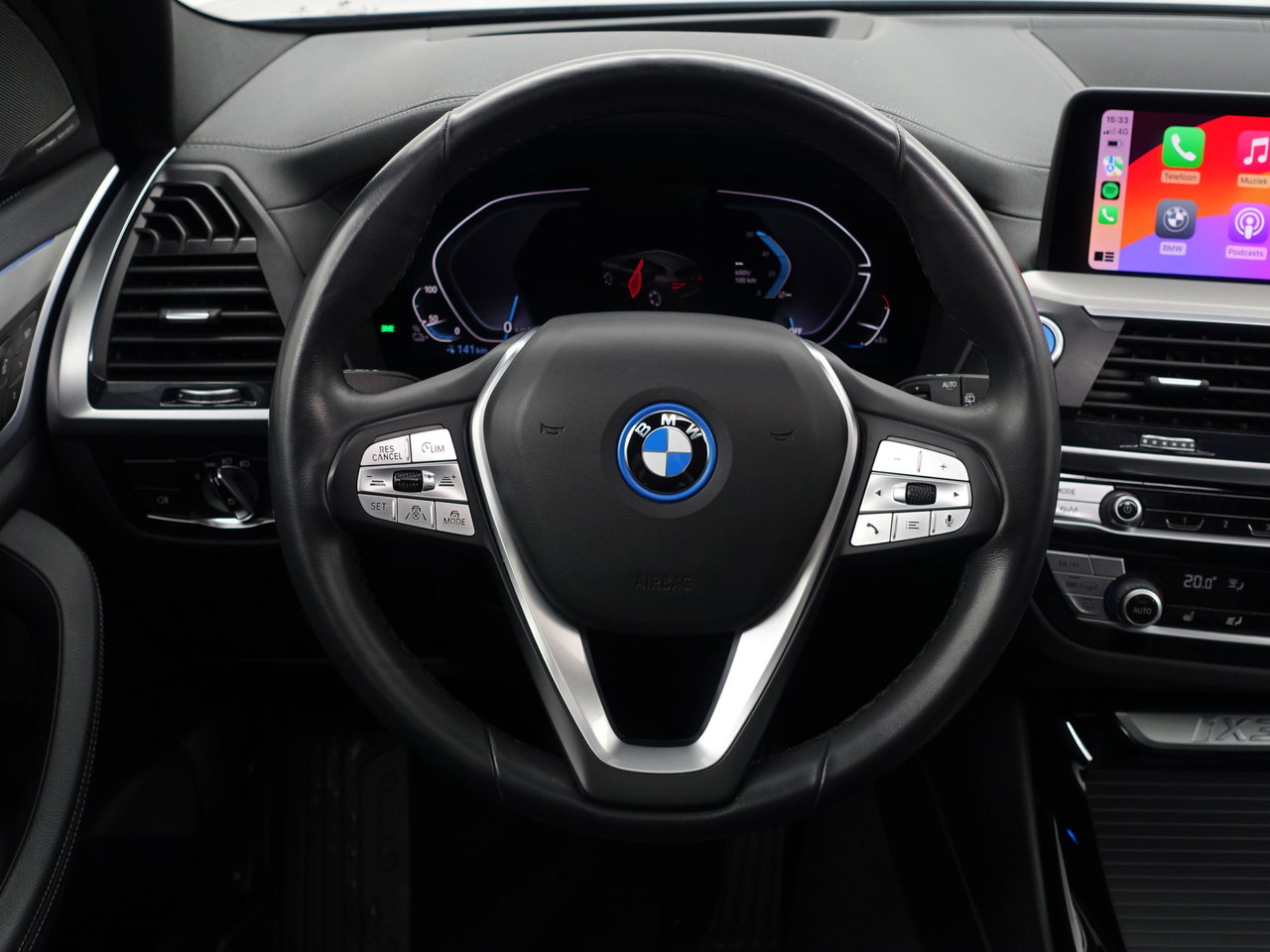 BMW iX3