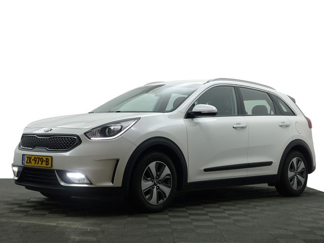 Kia Niro - 1.6 GDi Hybrid ExecutiveLine- Carplay, Android Auto, Camera, Leder Interieur, Lane Assist, Xenon Led, Trekhaak