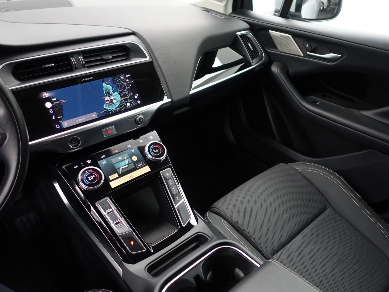 Jaguar I-PACE