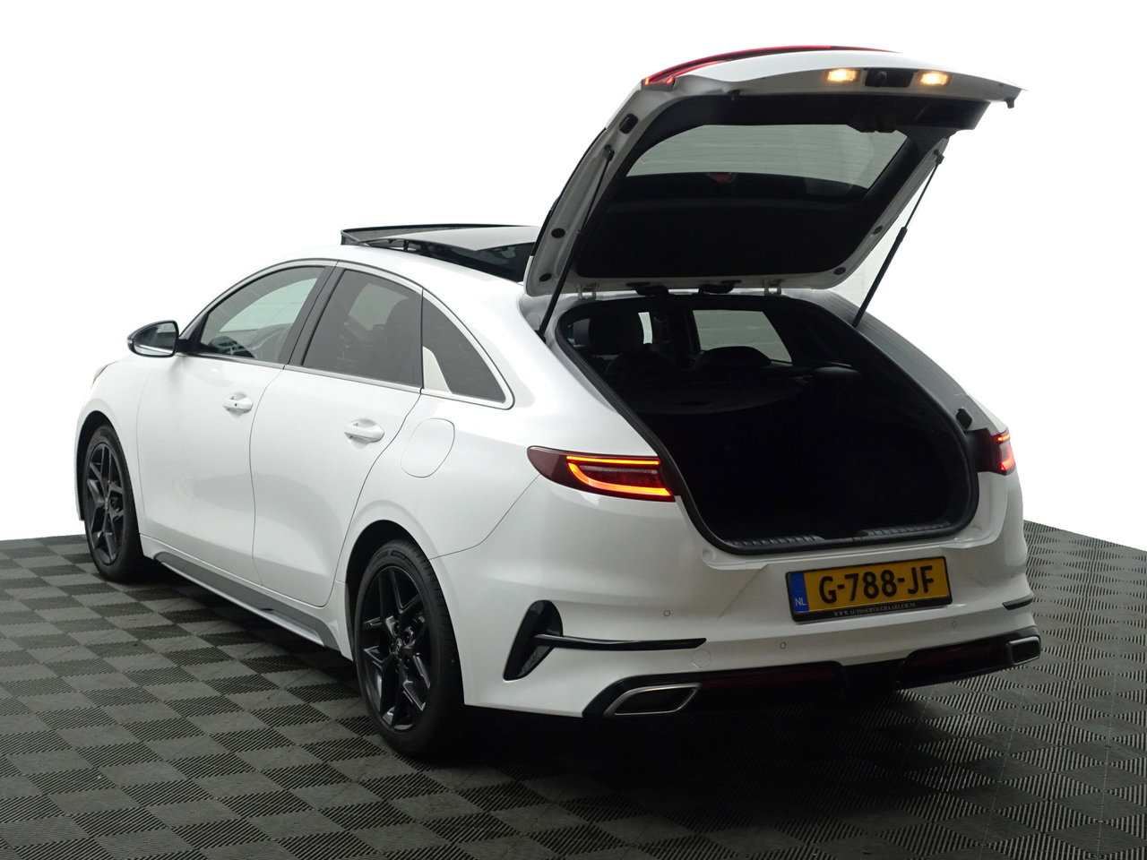 Kia ProCeed