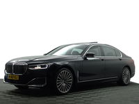 BMW 7 Serie - 745Le xDrive Individual Aut- Panoramadak, Stoelventilatie, Softclose, Achterasbesturing, Head Up, Sfeerverlichting, Memory