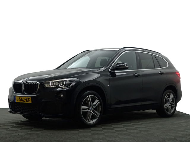 BMW X1 - sDrive18i M Sport Aut- Head Up, Xenon Led, M Performance Interieur, Sfeerverlichting, Privacy Glass