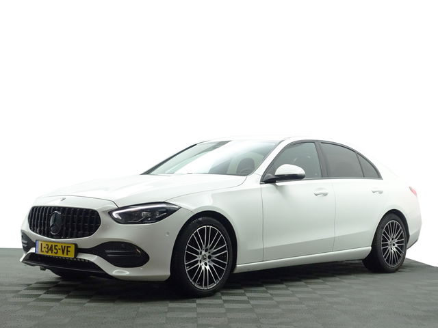 Mercedes-Benz C-Klasse - 200 AMG Night Edition Aut- Sfeerverlichting, Camera, Xenon Led, Carplay, Lane Assist, Park Assist
