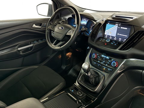 Ford Kuga 1.5 EcoBoost ST Line Pano Camera Carplay Winterpakket NAP