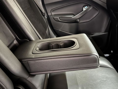 Ford Kuga 1.5 EcoBoost ST Line Pano Camera Carplay Winterpakket NAP