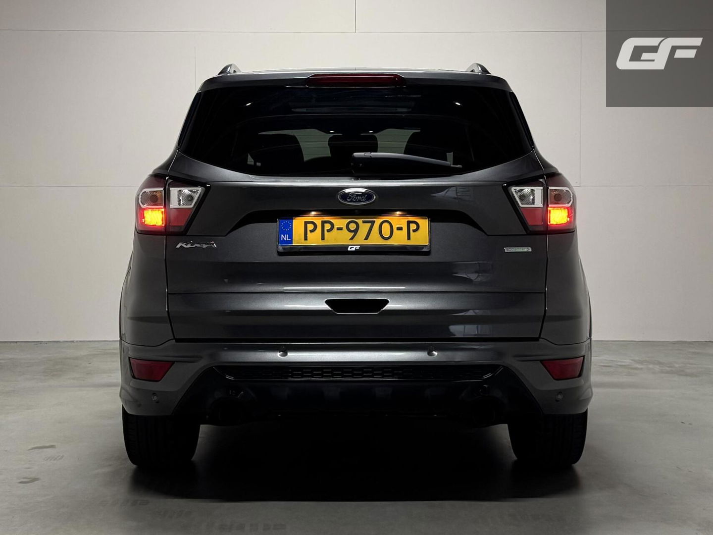 Ford Kuga 1.5 EcoBoost ST Line Pano Camera Carplay Winterpakket NAP