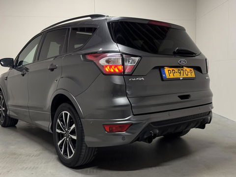 Ford Kuga 1.5 EcoBoost ST Line Pano Camera Carplay Winterpakket NAP