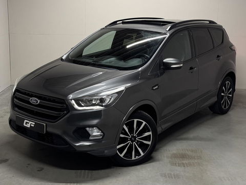 Ford Kuga 1.5 EcoBoost ST Line Pano Camera Carplay Winterpakket NAP