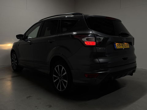Ford Kuga 1.5 EcoBoost ST Line Pano Camera Carplay Winterpakket NAP
