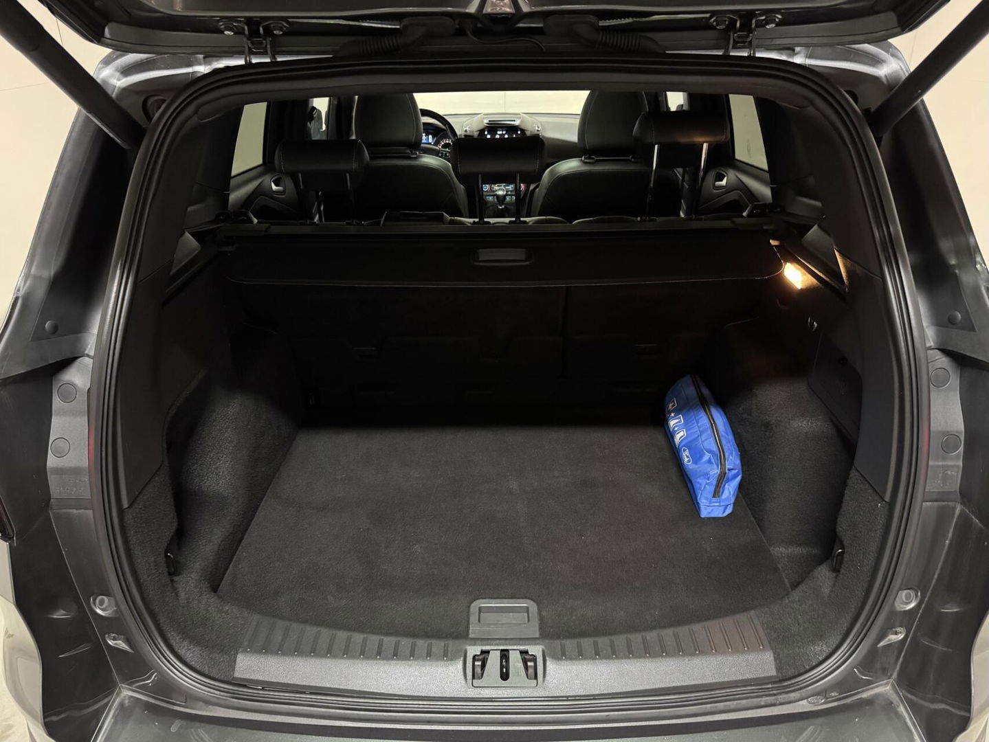 Ford Kuga 1.5 EcoBoost ST Line Pano Camera Carplay Winterpakket NAP